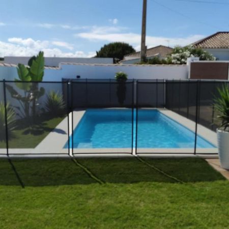 Palapa Garden Alojamientos, Piscina Privada Y Cerca Del Mar Chiclana de la Frontera Bagian luar foto